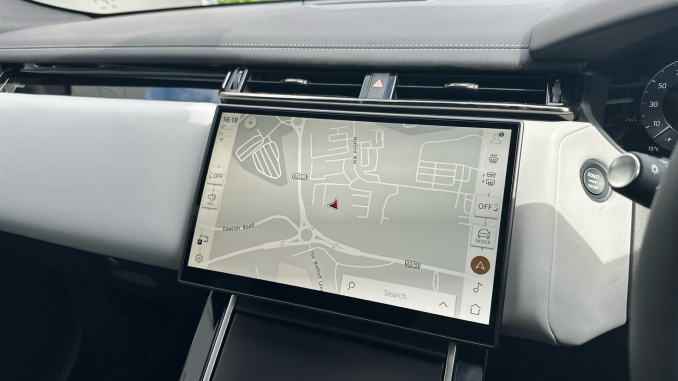 Land Rover Range Rover Velar 3.0 D300 MHEV Belgravia Edition Satin 5dr Auto Diesel Estate - Image 11